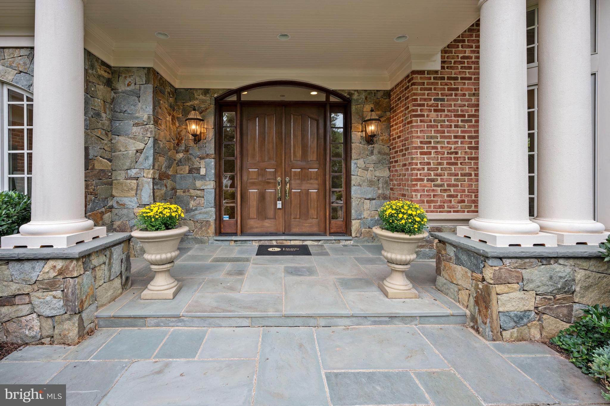 8408 Rapley Ridge Lane Potomac, MD 20854 - Photo 2 of 64 Tour Photo