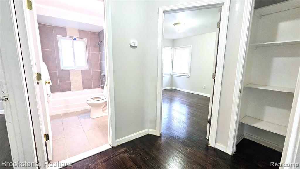 5205 Cadieux Road Detroit, MI 48224 - Photo 20 of 34 Gallery Image 20