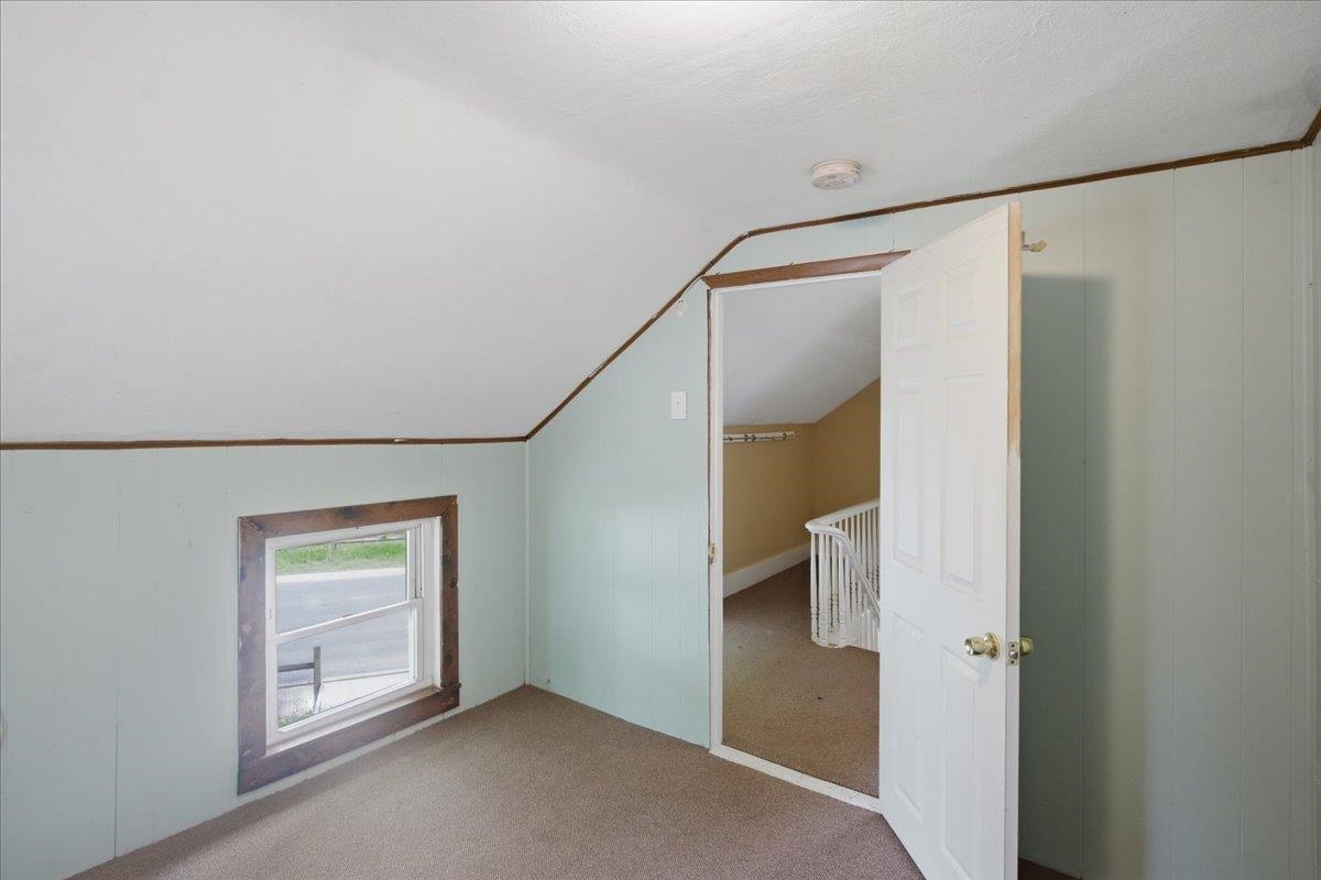256 Union Street Bennington, VT 05201 - Photo 10 of 29