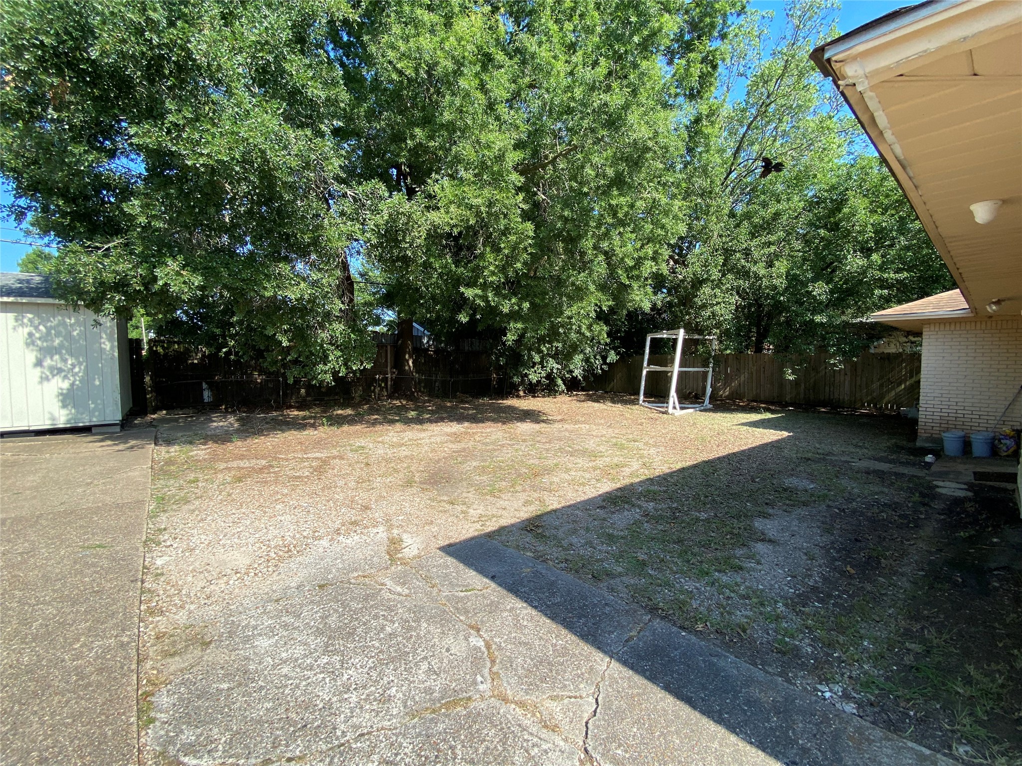 2125 Strawberry Road Pasadena, TX 77502 - Photo 16 of 16