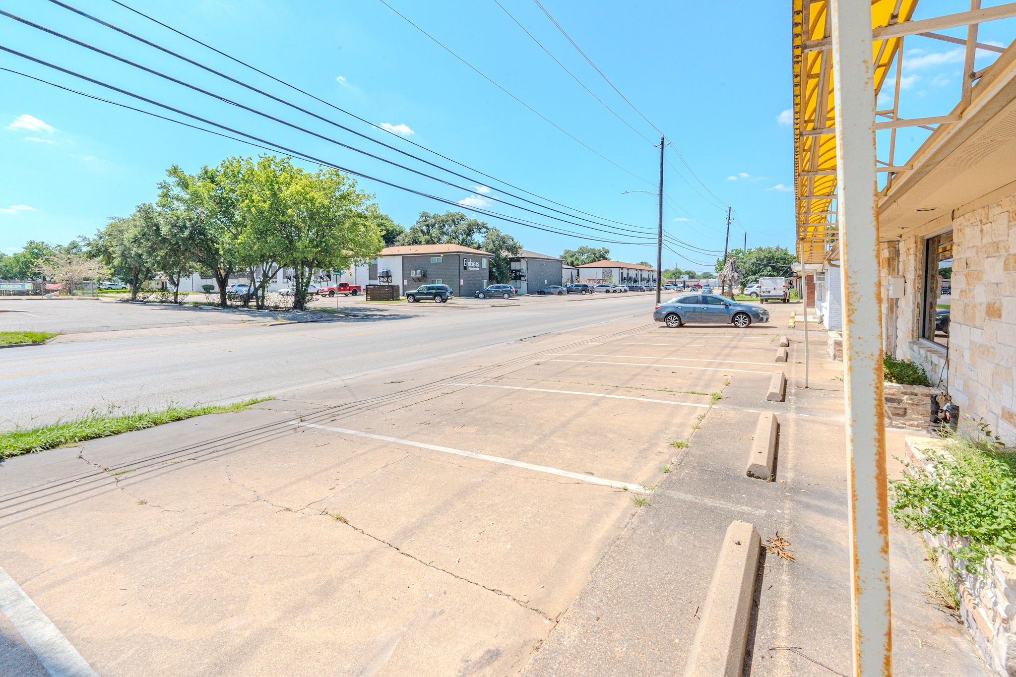 2125 Strawberry Road Pasadena, TX 77502 - Photo 8 of 16