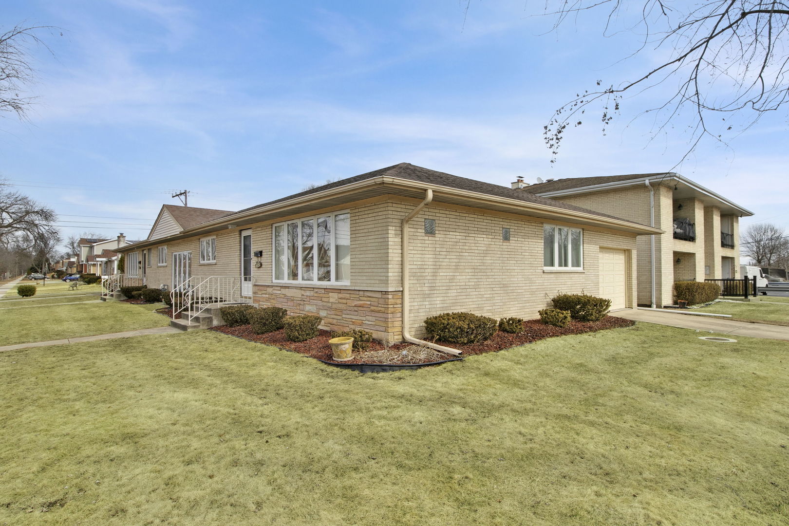 2549 2nd Avenue North Riverside, IL 60546 - Photo 1 of 18 a front view of a house with a yard