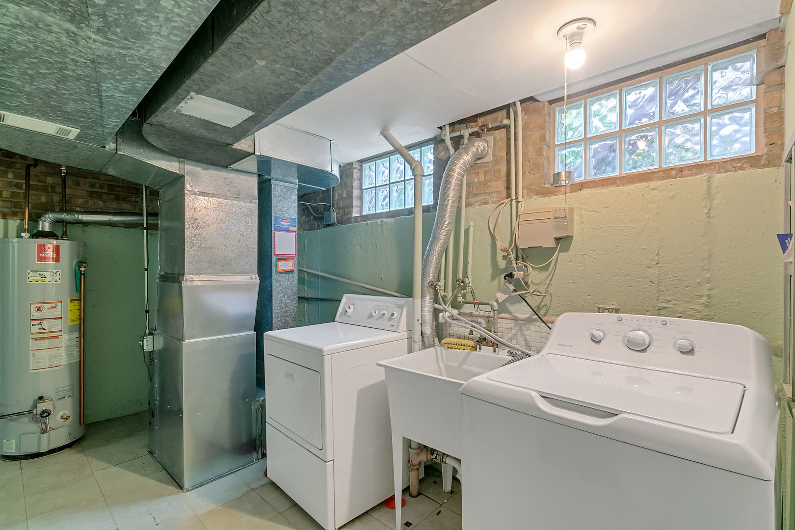 2549 2nd Avenue North Riverside, IL 60546 - Photo 11 of 18 a utility room with dryer and washer