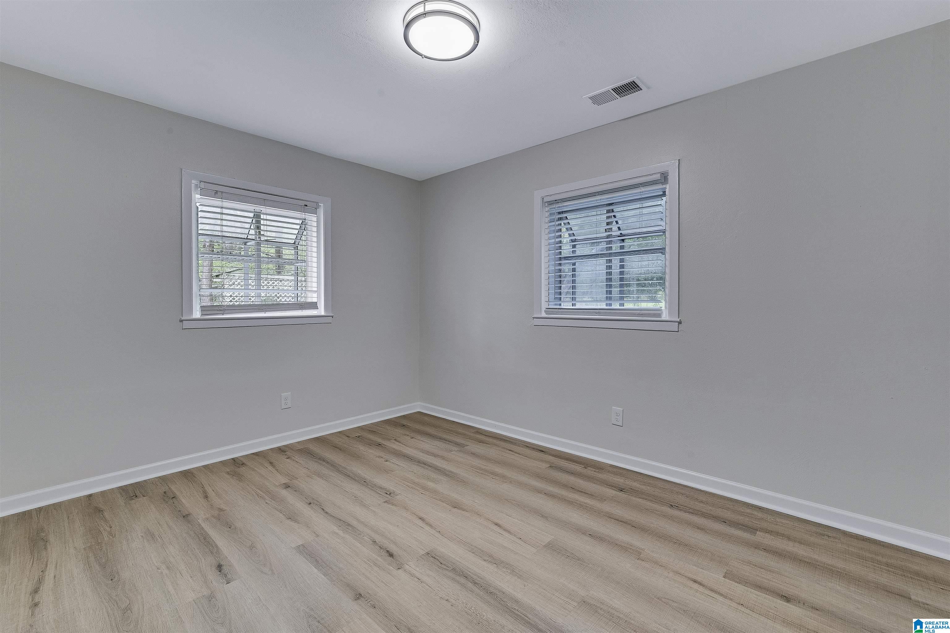 2177 Chapel Hill Road Birmingham, AL 35216 - Photo 13 of 31