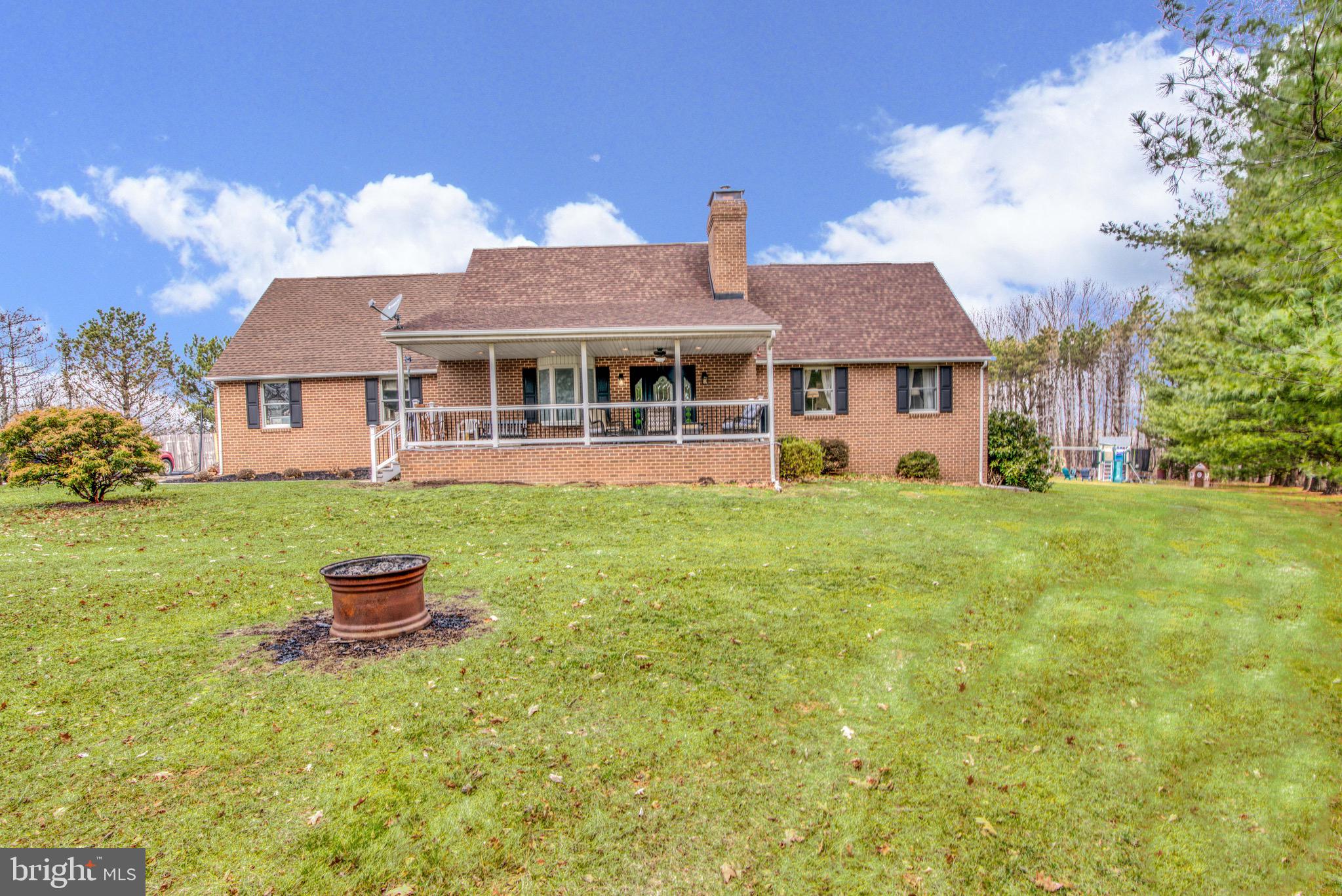1307 Pinch Valley Road Westminster, MD 21158 - Photo 2 of 71 Gallery Image 2