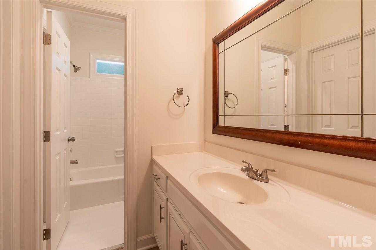 7229 Spring Meadow Lane Raleigh, NC 27606 - Photo 14 of 29 Gallery Image 14