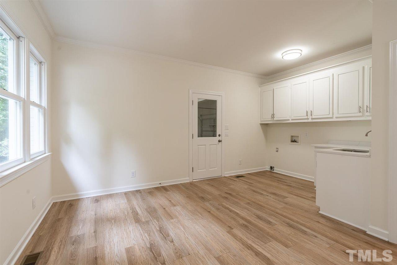 7229 Spring Meadow Lane Raleigh, NC 27606 - Photo 10 of 29 Gallery Image 10