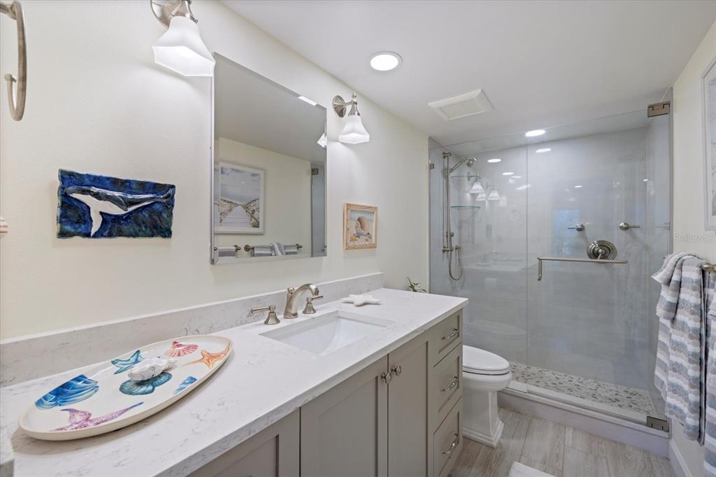8625 Midnight Pass Road, Unit 304B Sarasota, FL 34242 - Photo 20 of 97 En- suite