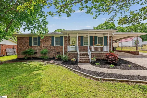 $265,000 | 9 Poplar Street, Woodruff, SC 29388