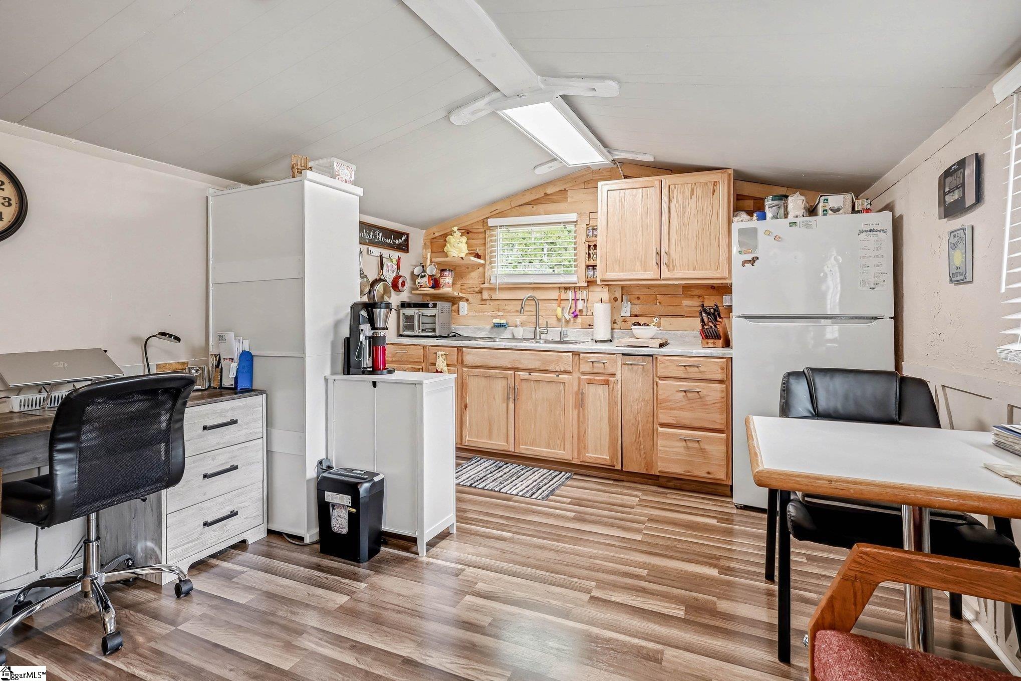 9 Poplar Street Woodruff, SC 29388 - Photo 22 of 40