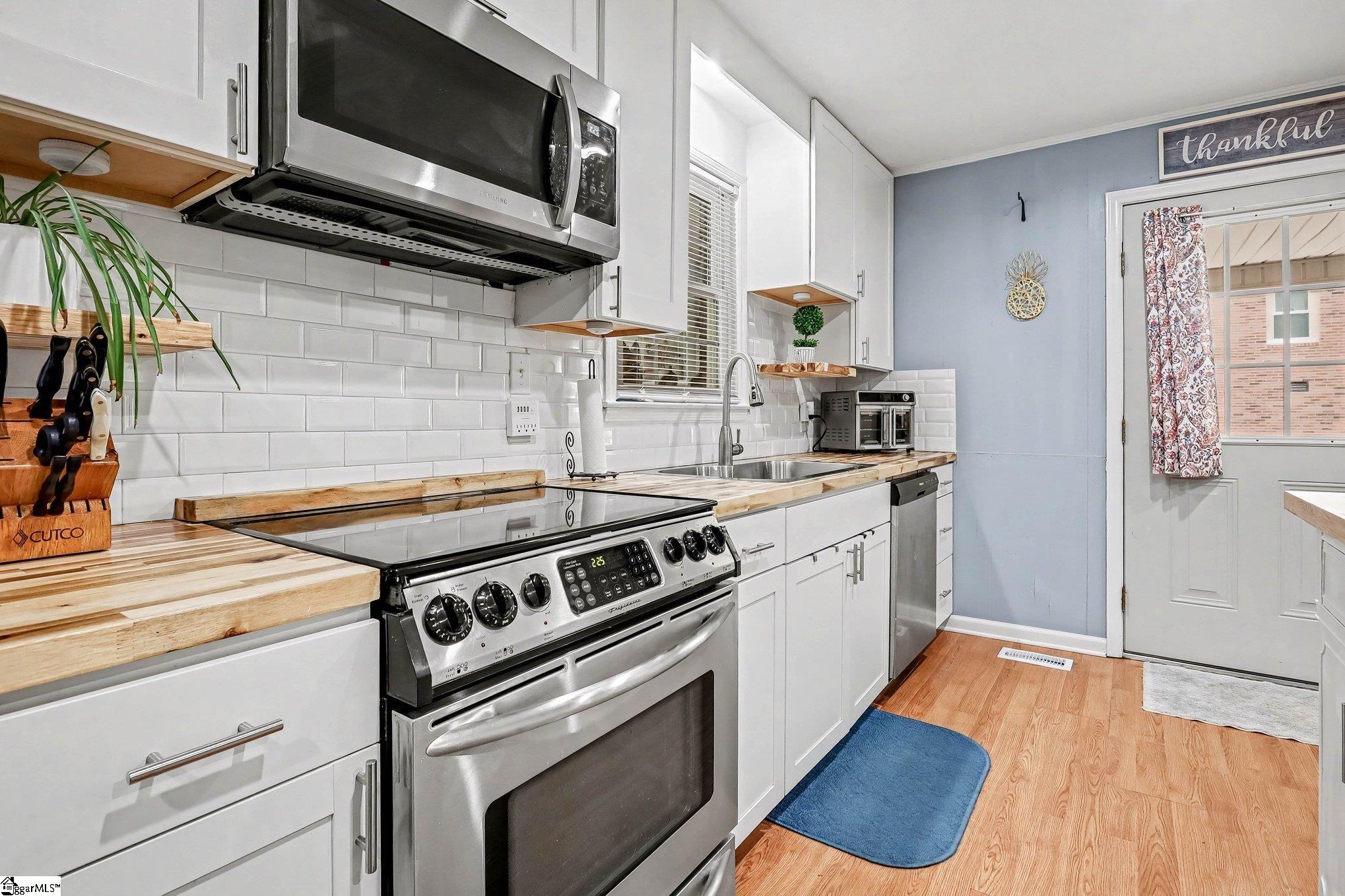 9 Poplar Street Woodruff, SC 29388 - Photo 5 of 40