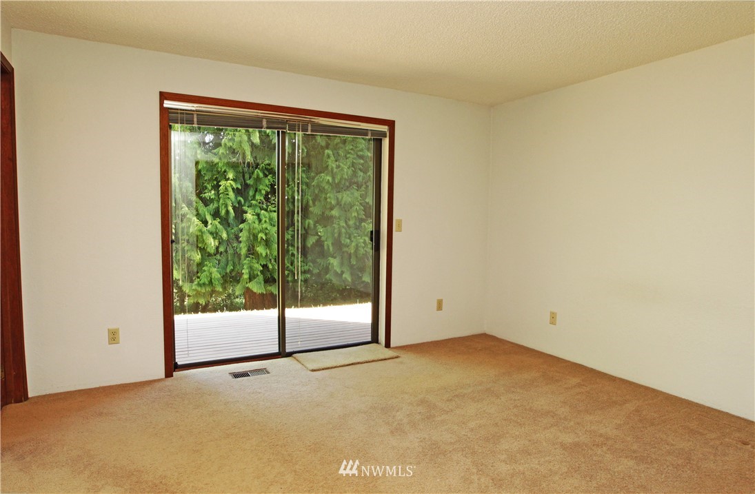 17500 Southeast 119th Place Renton, WA 98059 - Photo 10 of 17 Gallery Image 10