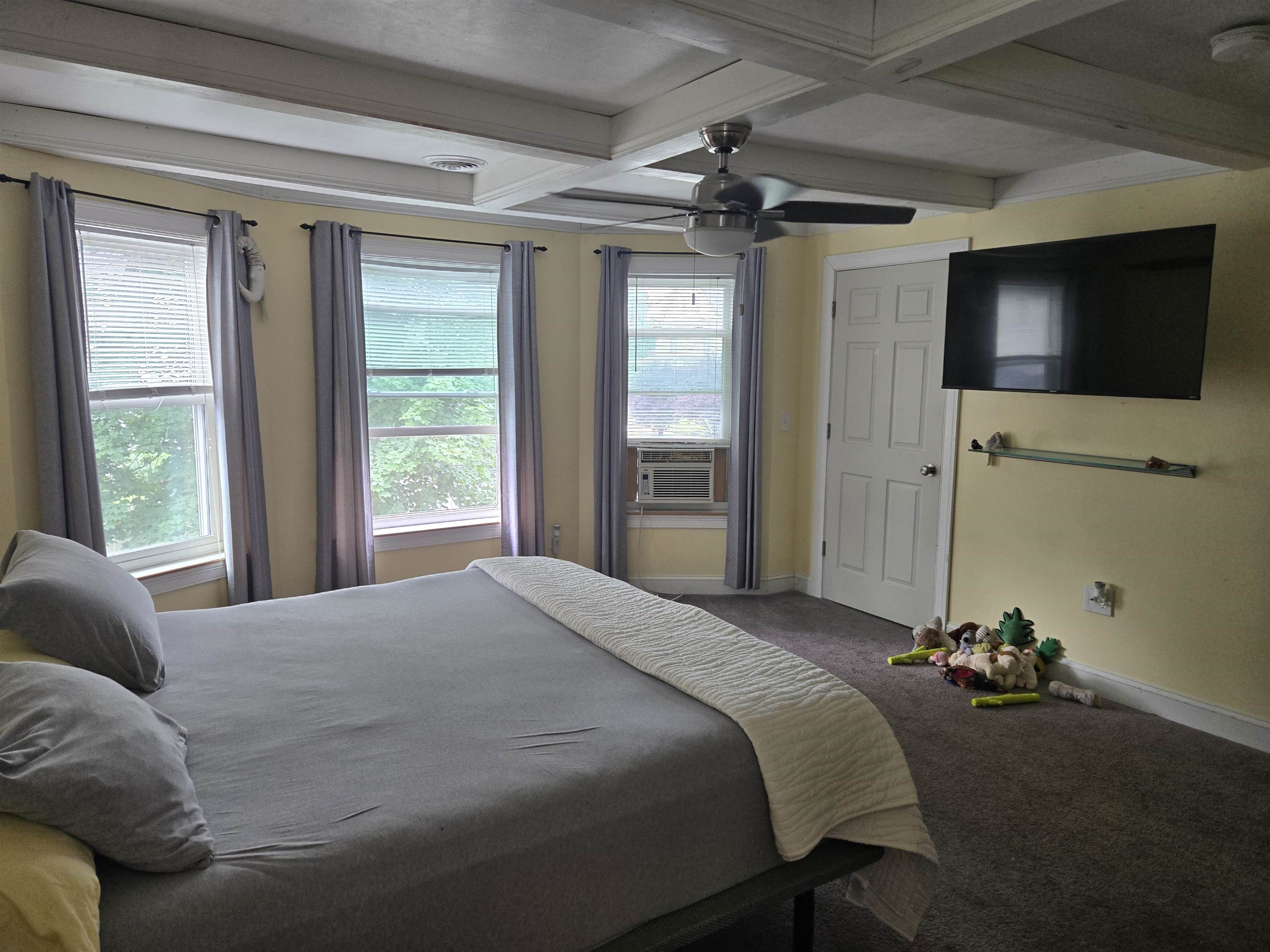 841 Beech Street Manchester, NH 03104 - Photo 19 of 40