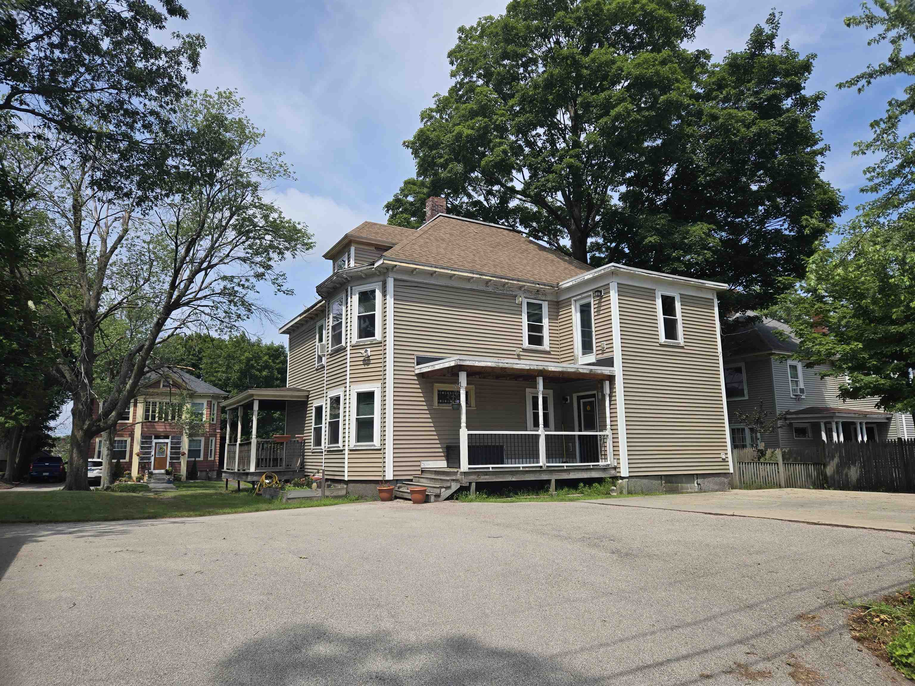 841 Beech Street Manchester, NH 03104 - Photo 35 of 40