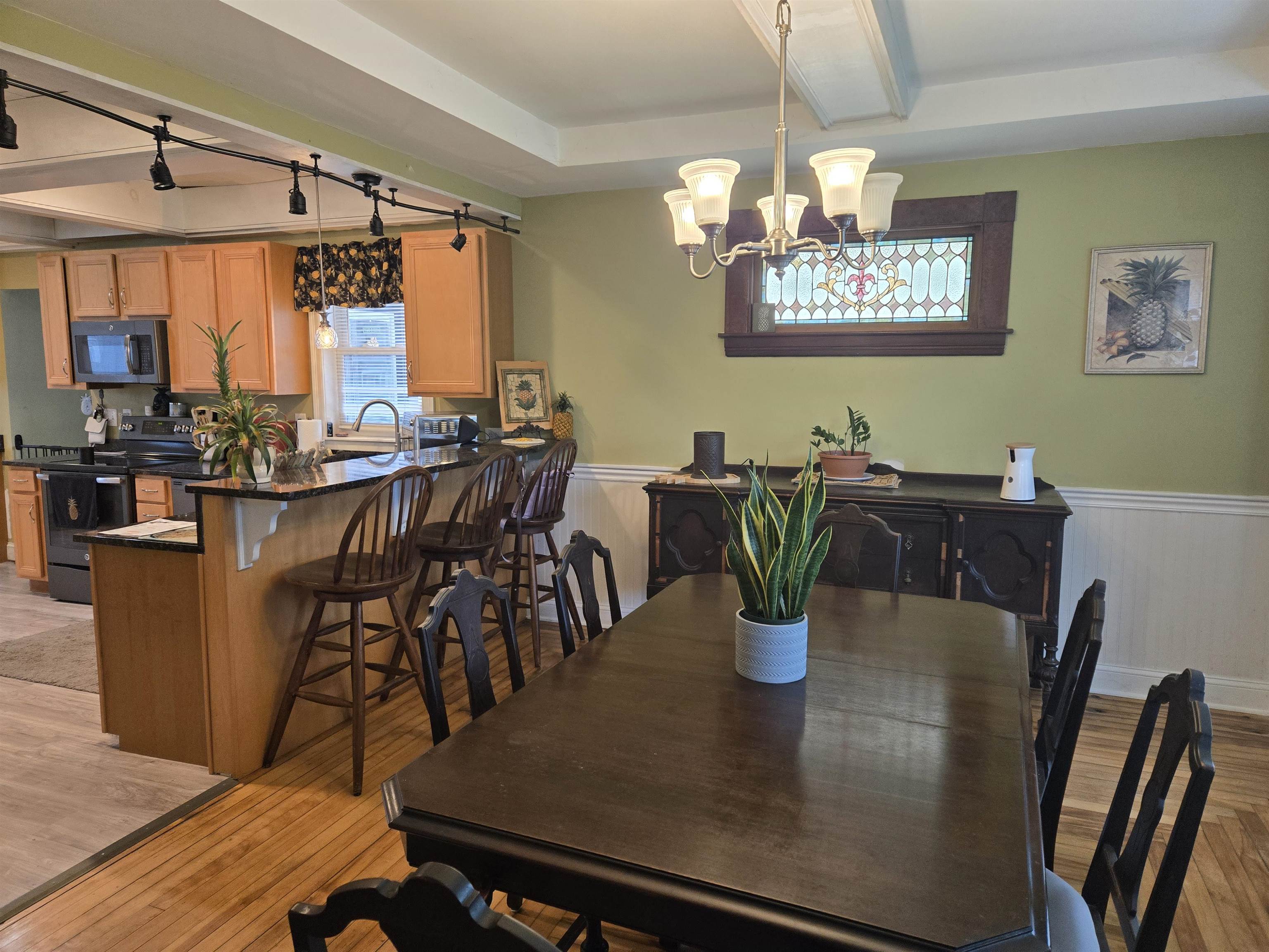 841 Beech Street Manchester, NH 03104 - Photo 10 of 40