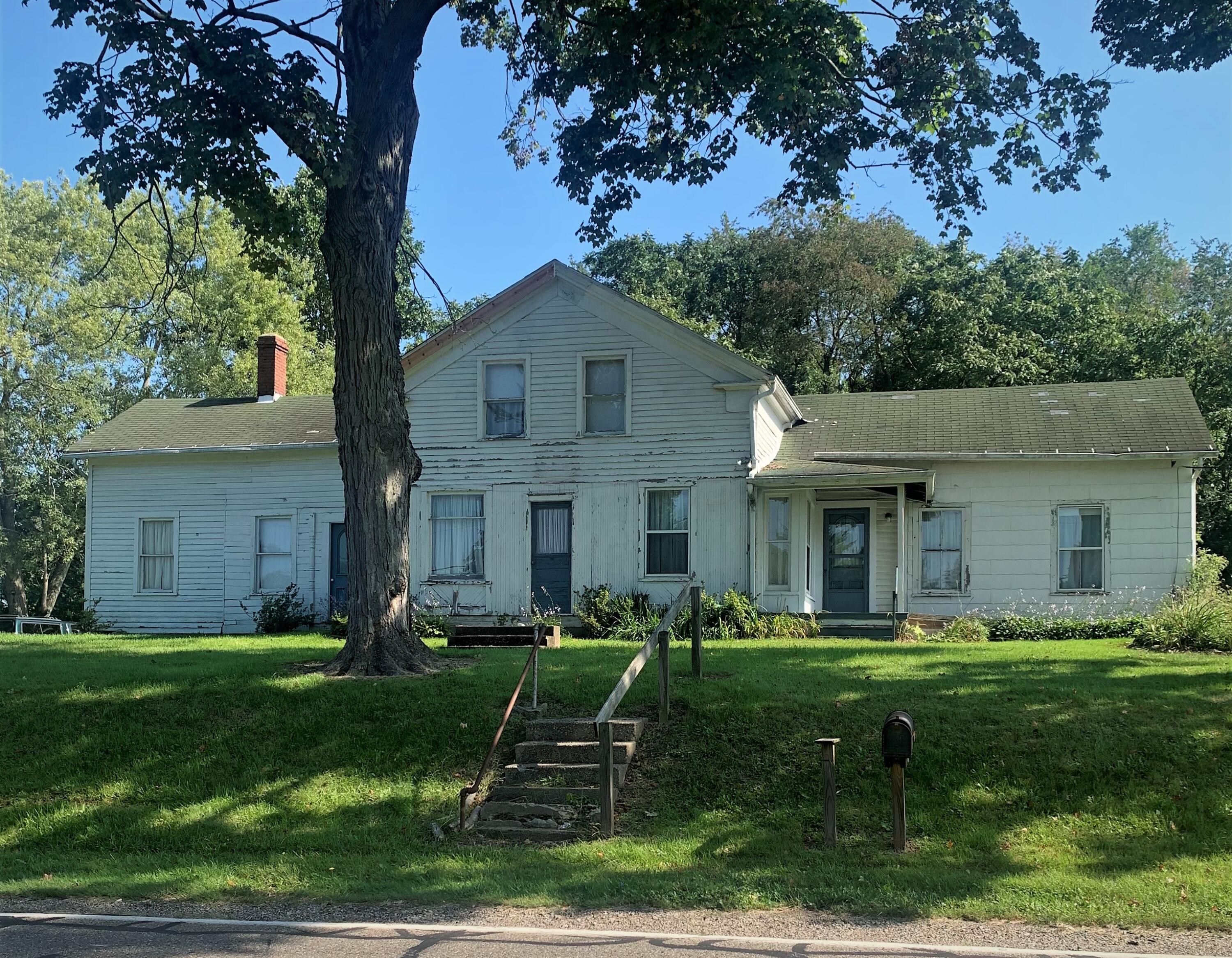 6832 Cleveland Road Ravenna, OH 44266 - Photo 1 of 101 Gallery Image 1