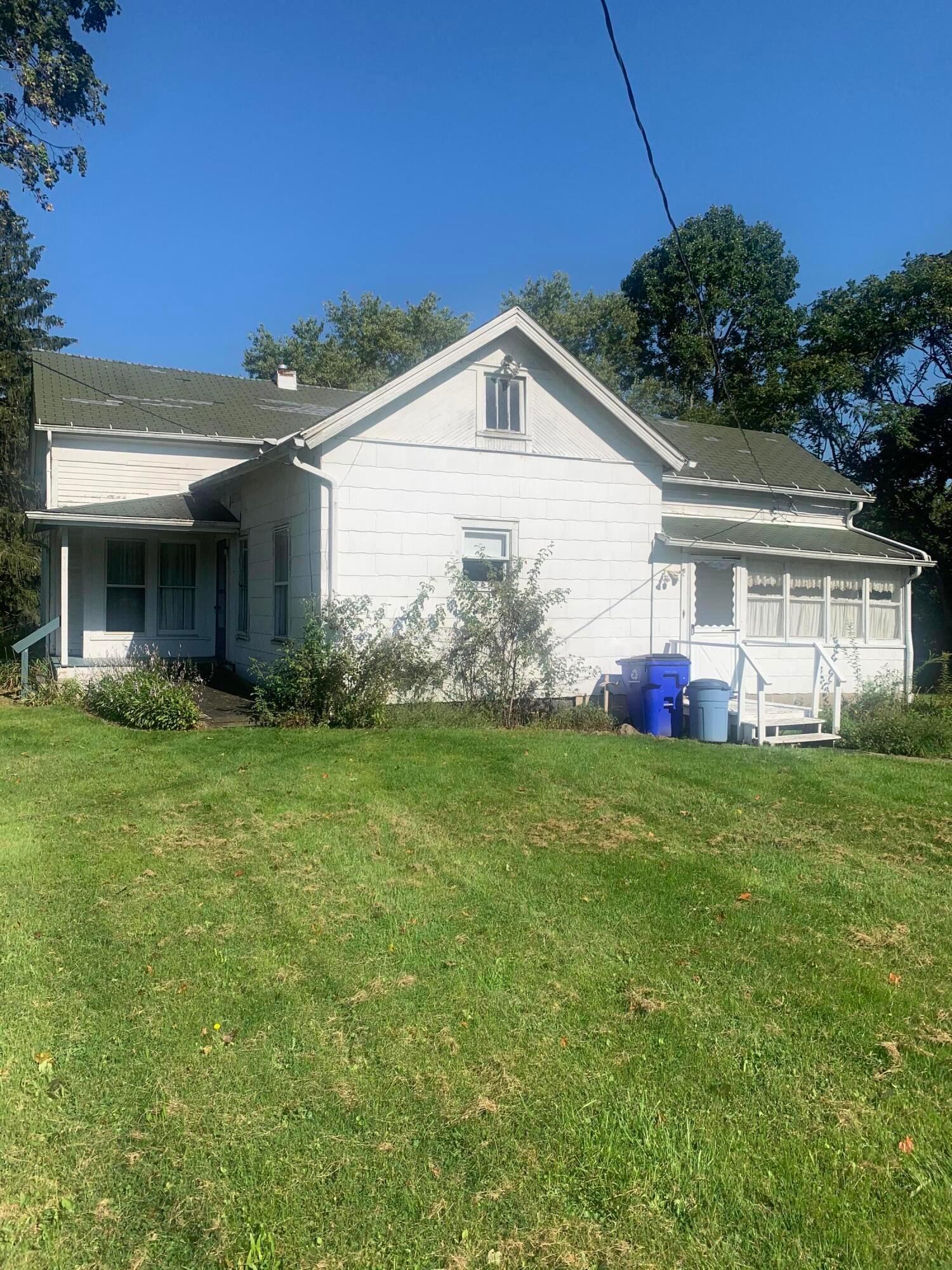 6832 Cleveland Road Ravenna, OH 44266 - Photo 8 of 101 Gallery Image 8