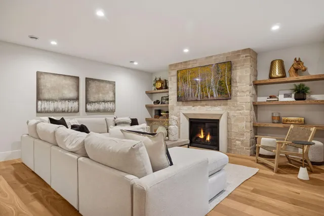 $3,495,000 | 5341 Kellogg Avenue, Edina, MN 55424