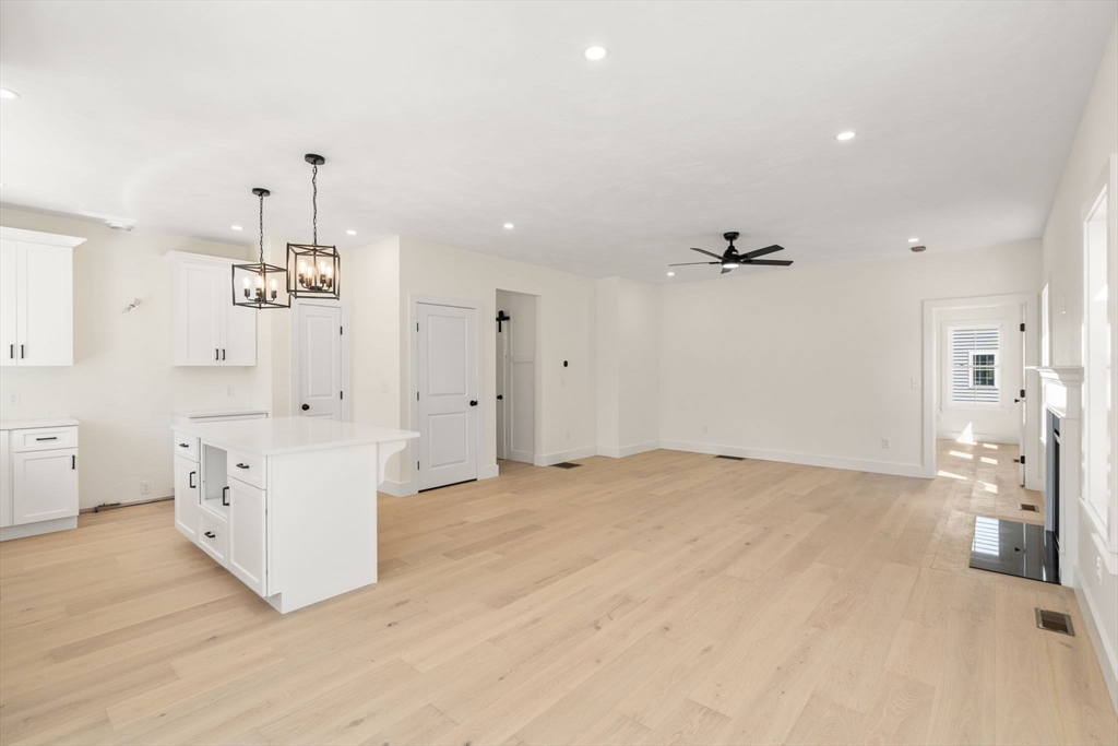 306 Fisher Road Holden, MA 01520 - Photo 13 of 33