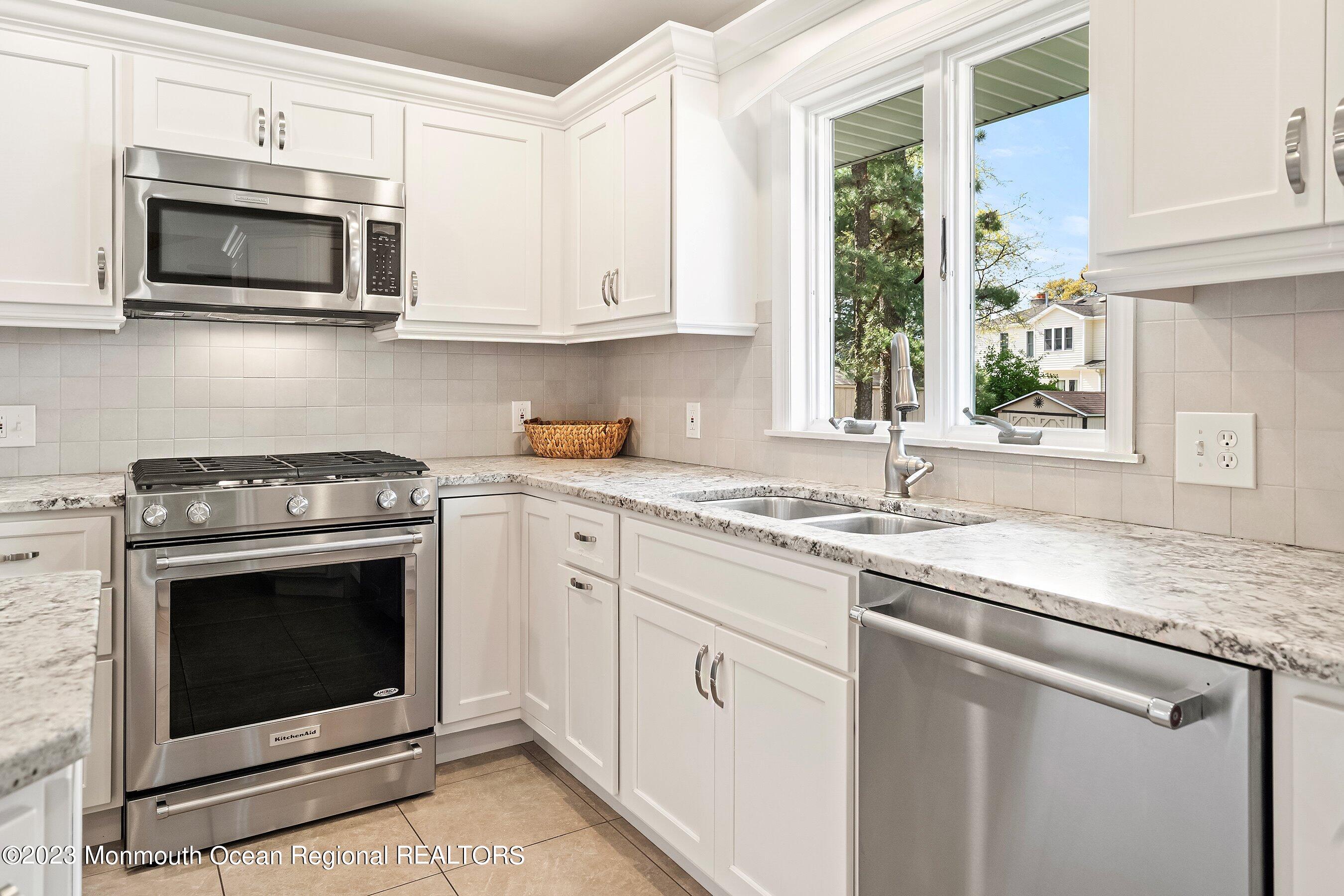 1106 Aileen Road Brielle, NJ 08730 - Photo 15 of 39 23-Kitchen 1C