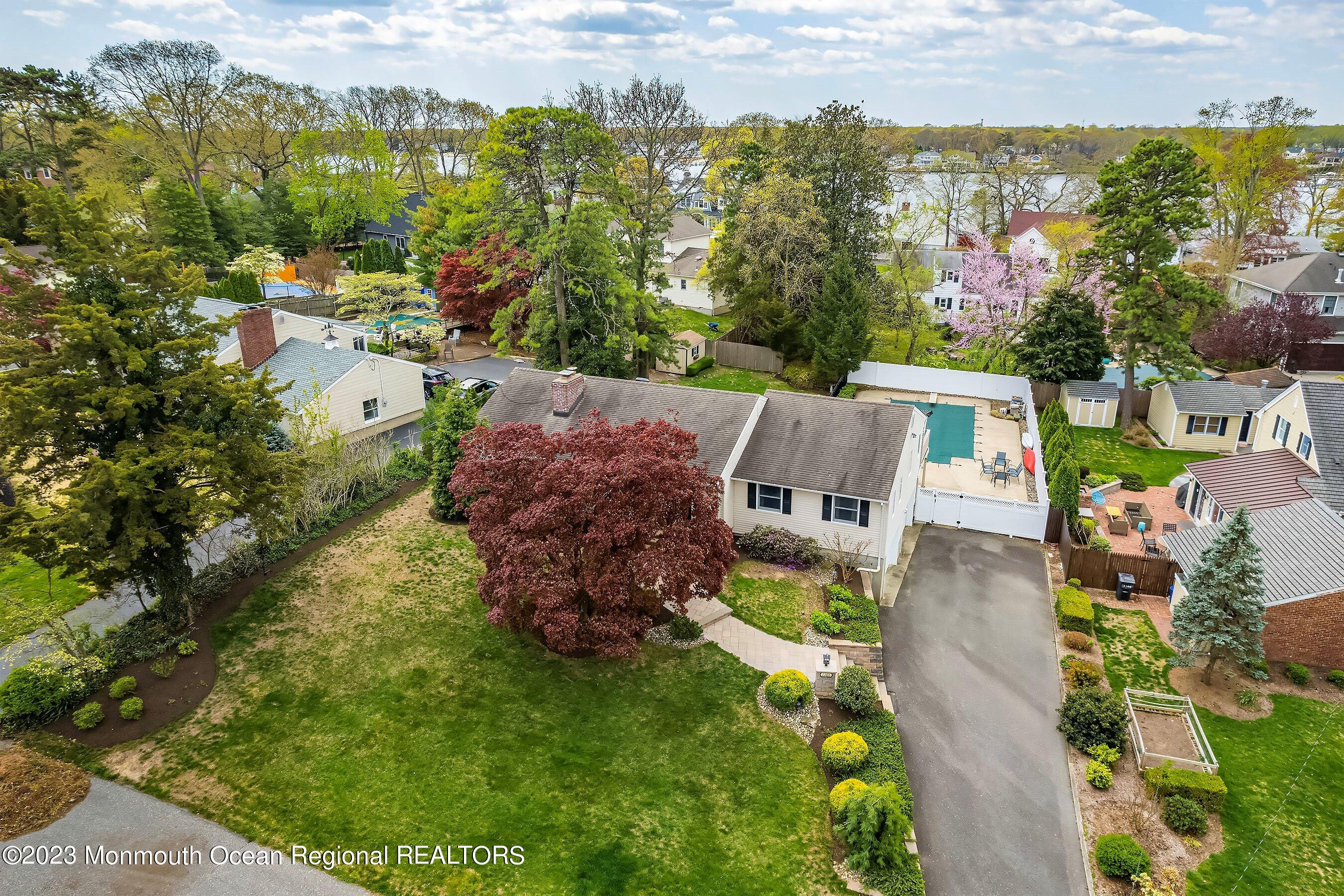 1106 Aileen Road Brielle, NJ 08730 - Photo 3 of 39 07-Front Right 1