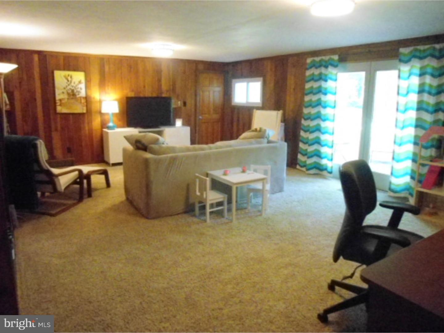 3331 Pine Road Huntingdon Valley, PA 19006 - Photo 15 of 25 Family Room