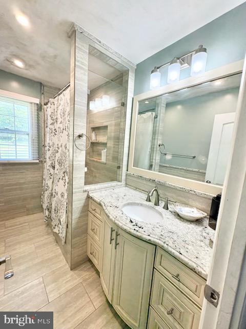5218 Kenstan Drive Temple Hills, MD 20748 - Photo 14 of 28 Bath