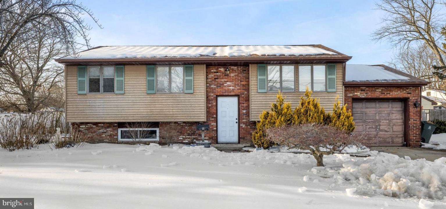 53 Jobs Lane Williamstown, NJ 08094 - Photo 2 of 32 a front view of a house