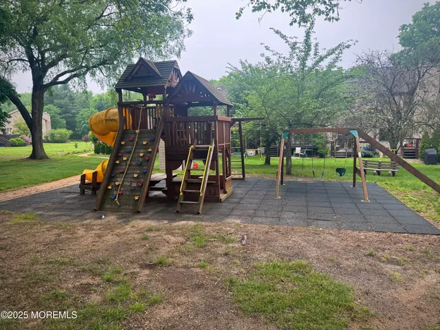 $459,999 | 51 Malibu Court, Old Bridge, NJ 08857