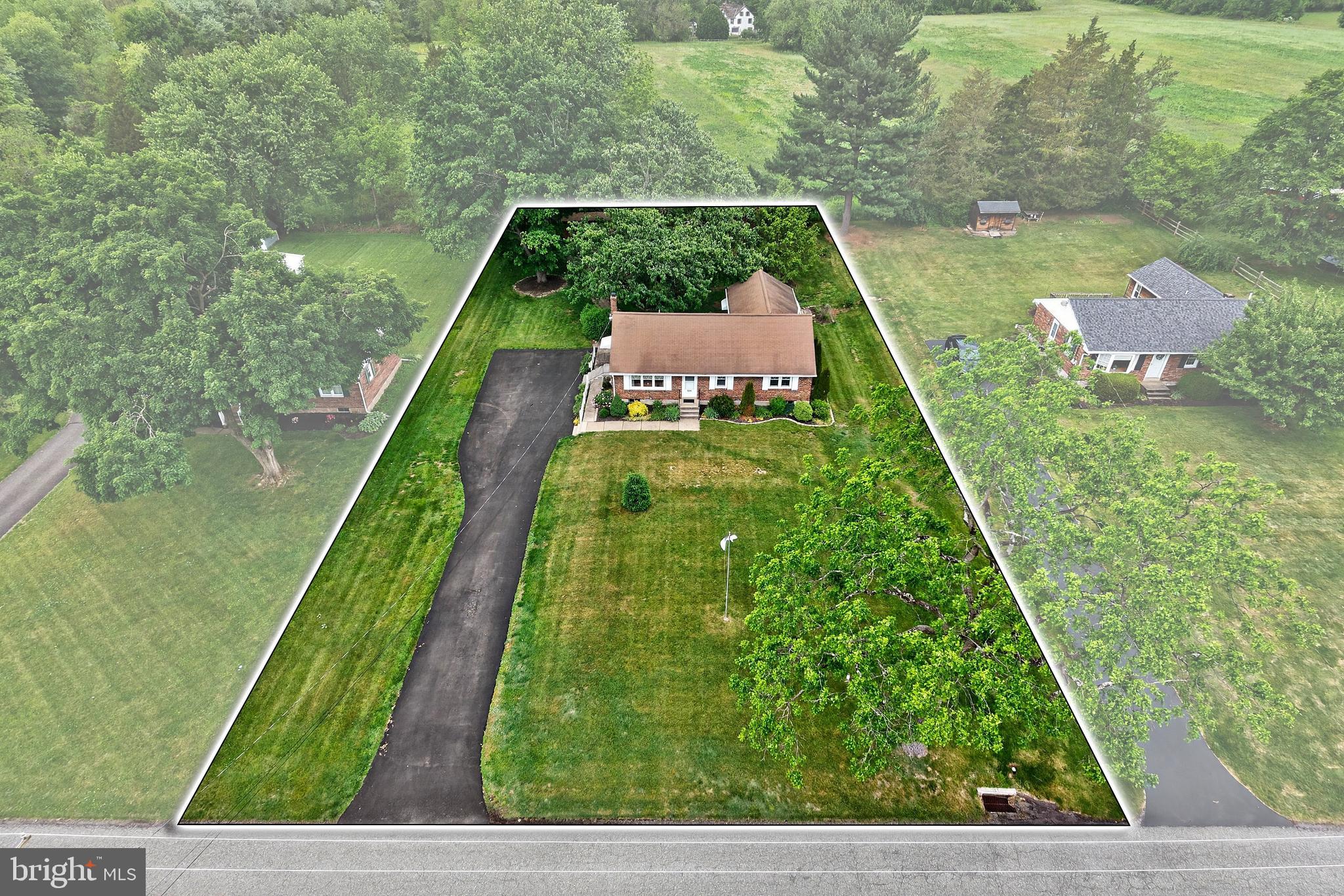 1233 Miller Road Pottstown, PA 19465 - Photo 41 of 44 Gallery Image 41
