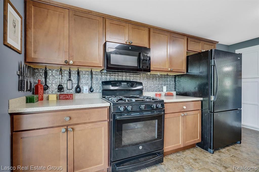 6168 Johnson Road Flushing, MI 48433 - Photo 21 of 30