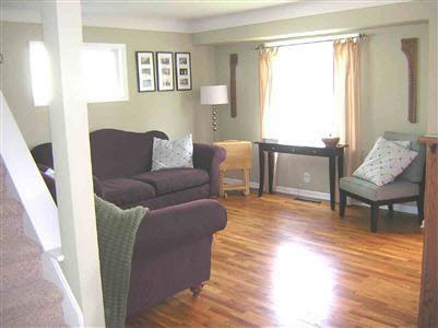 818 West Hemphill Road Flint, MI 48507 - Photo 4 of 10 20169875-3.JPG