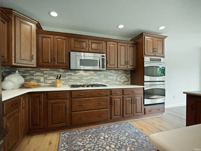 $689,900 | 16120 Gemma Pass, Huntertown, IN 46748