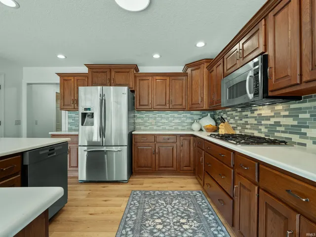 $689,900 | 16120 Gemma Pass, Huntertown, IN 46748