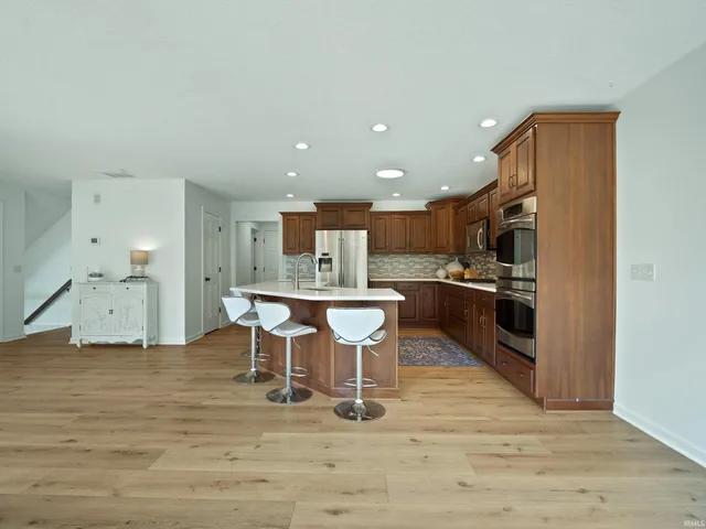 $689,900 | 16120 Gemma Pass, Huntertown, IN 46748