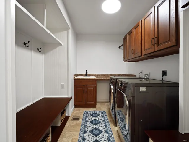 $689,900 | 16120 Gemma Pass, Huntertown, IN 46748