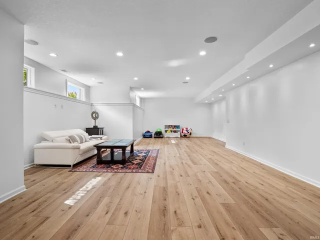 $689,900 | 16120 Gemma Pass, Huntertown, IN 46748