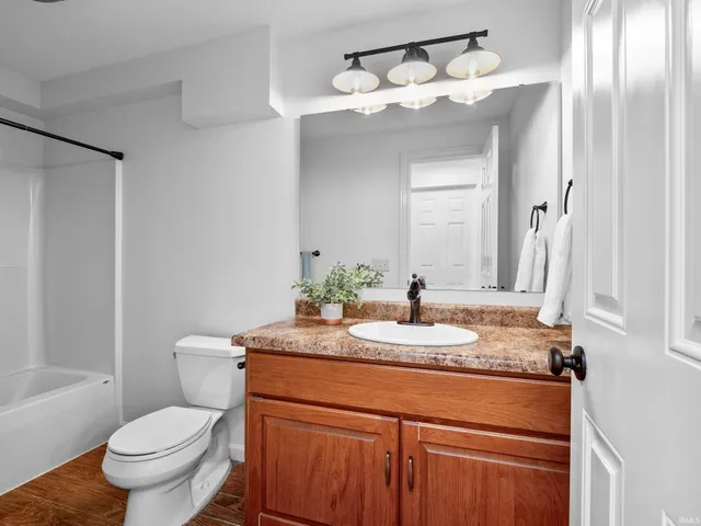 $689,900 | 16120 Gemma Pass, Huntertown, IN 46748