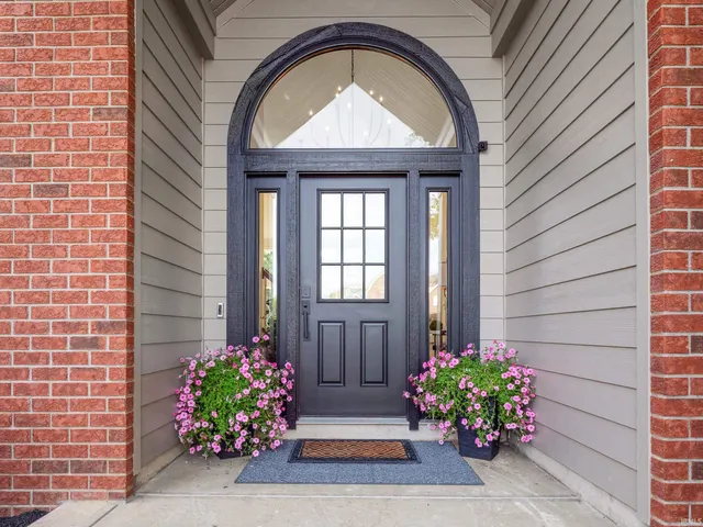 $689,900 | 16120 Gemma Pass, Huntertown, IN 46748