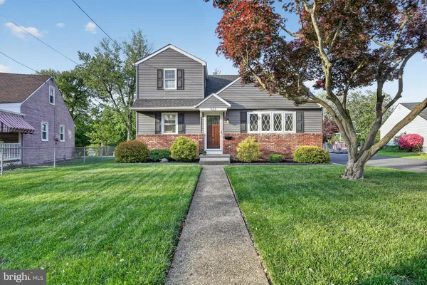 $499,900 | 537 Dewey Parker Avenue, Audubon, NJ 08106