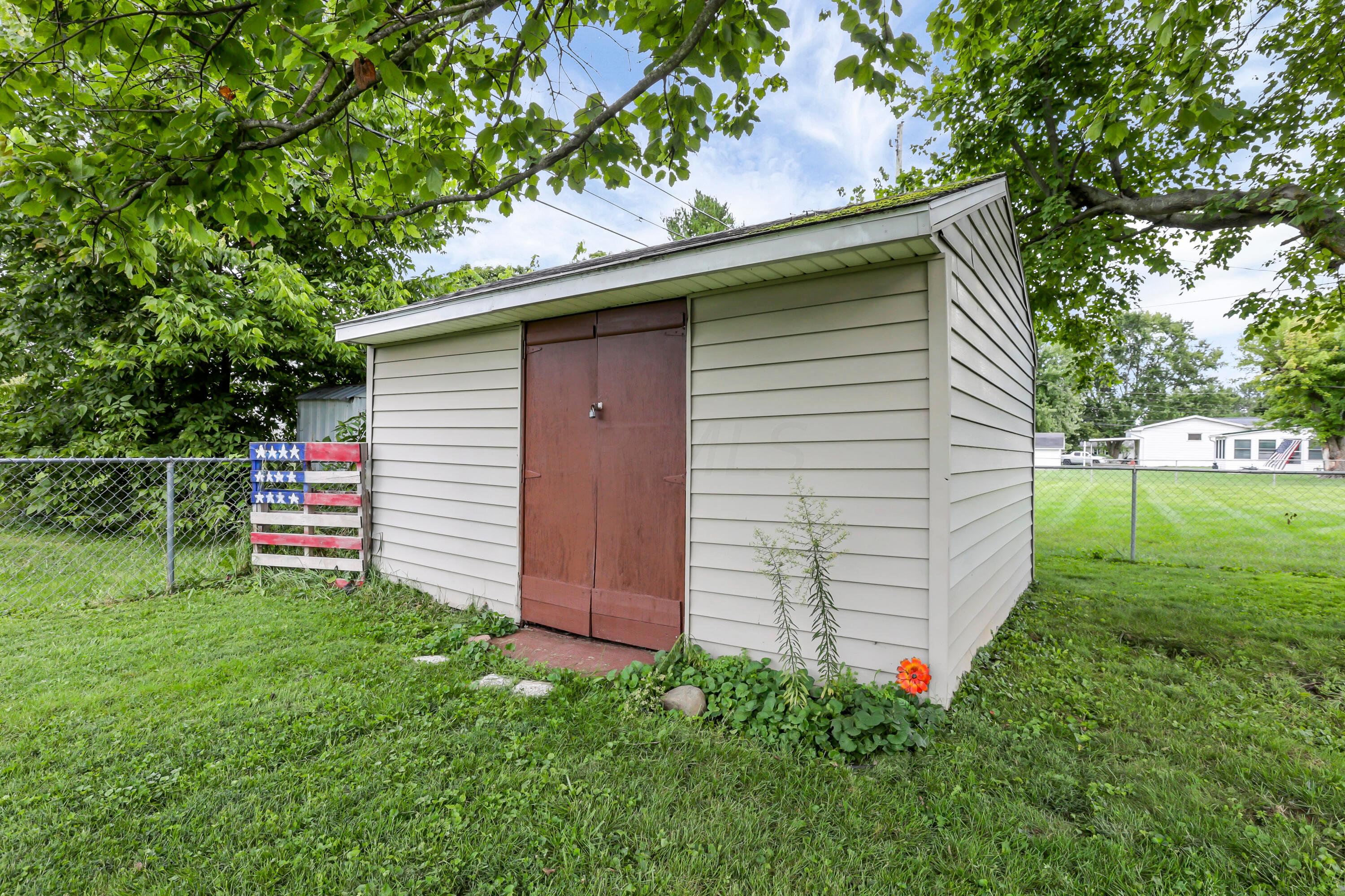 320 Lewis Road Circleville, OH 43113 - Photo 5 of 23 IMG_6491