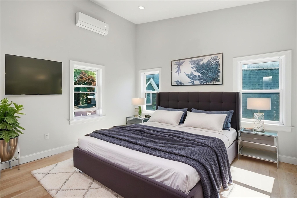 34 Underhill Street, Unit 4 Winthrop, MA 02152 - Photo 10 of 17