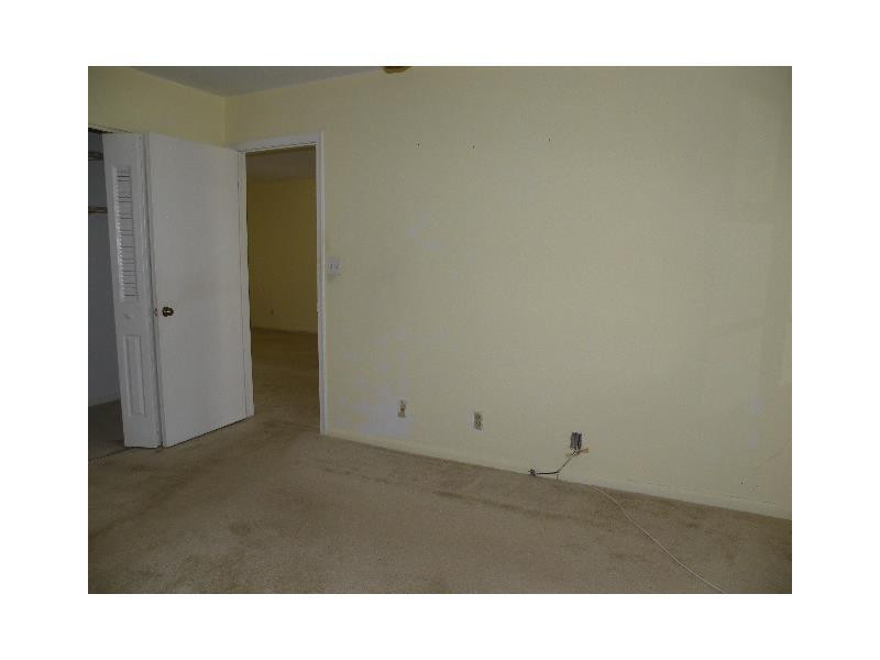 789 Banks Road, Unit 789 Margate, FL 33063 - Photo 6 of 13 Bedroom Master.