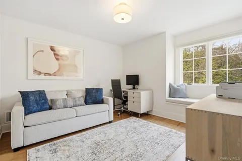$2,450,000 | 40 Springdale Road, Scarsdale, NY 10583