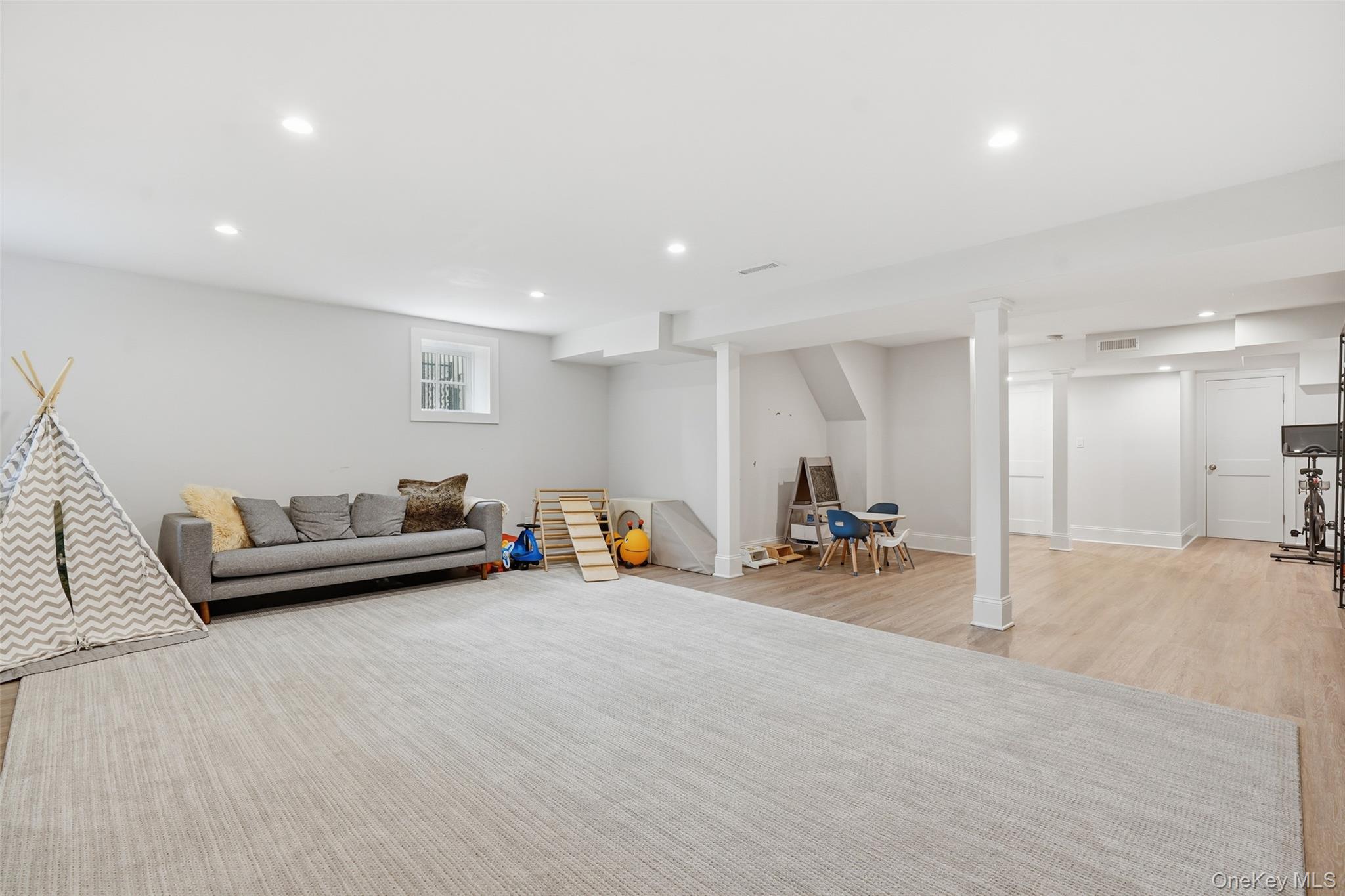 40 Springdale Road Scarsdale, NY 10583 - Photo 33 of 46