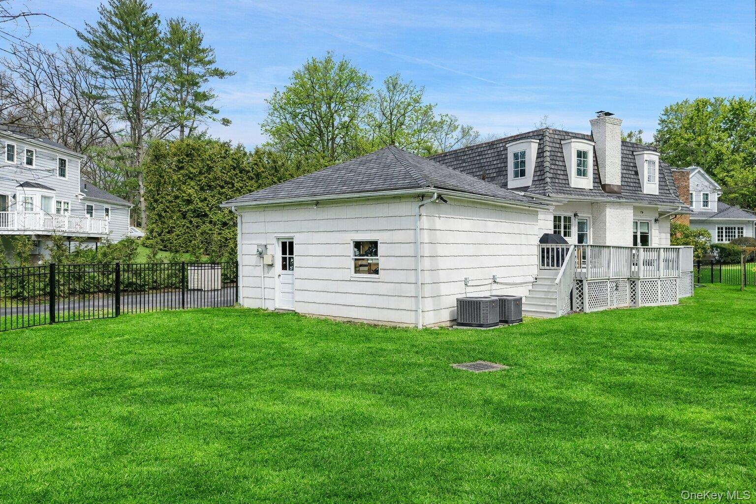 40 Springdale Road Scarsdale, NY 10583 - Photo 39 of 46