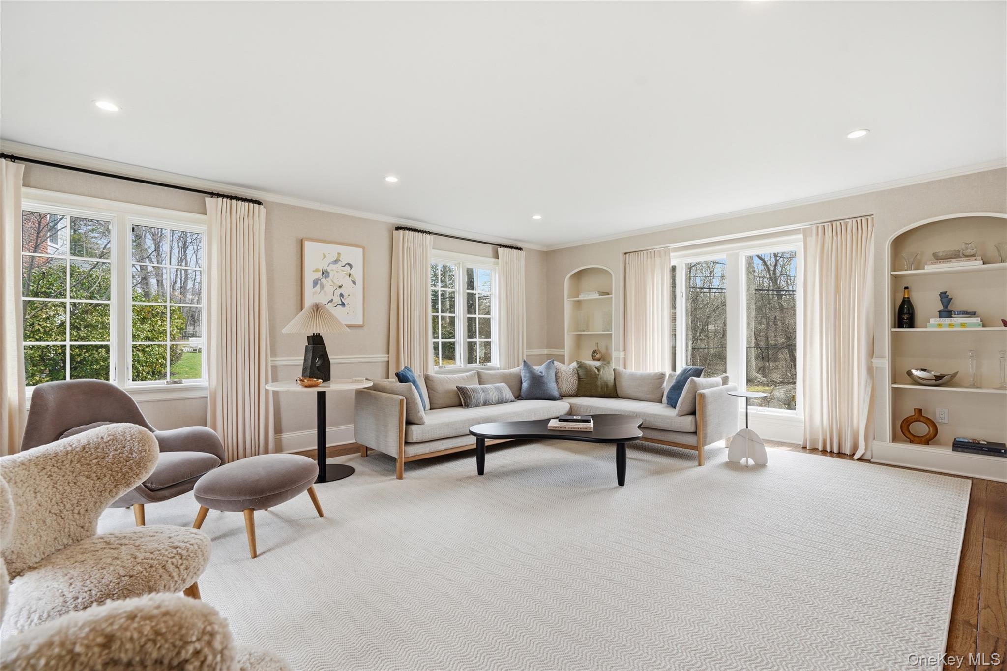 40 Springdale Road Scarsdale, NY 10583 - Photo 5 of 46