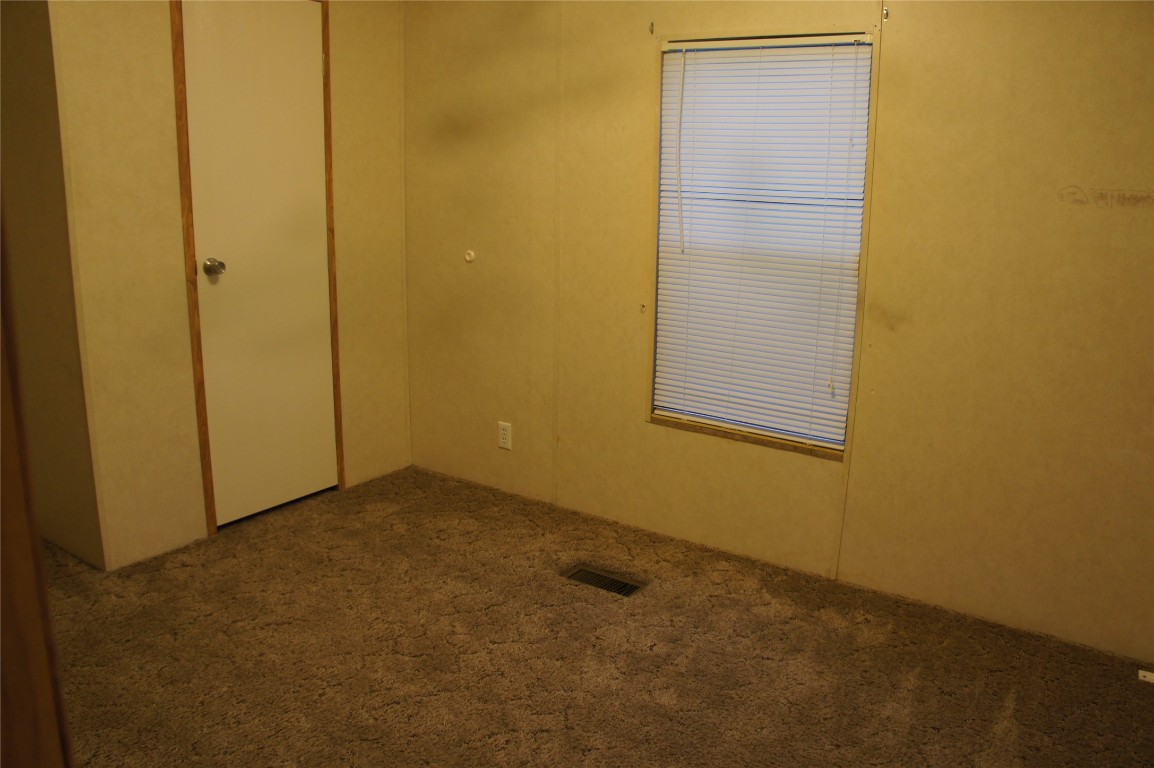 601 Clear Lake Road, Unit B Highlands, TX 77562 - Photo 5 of 8