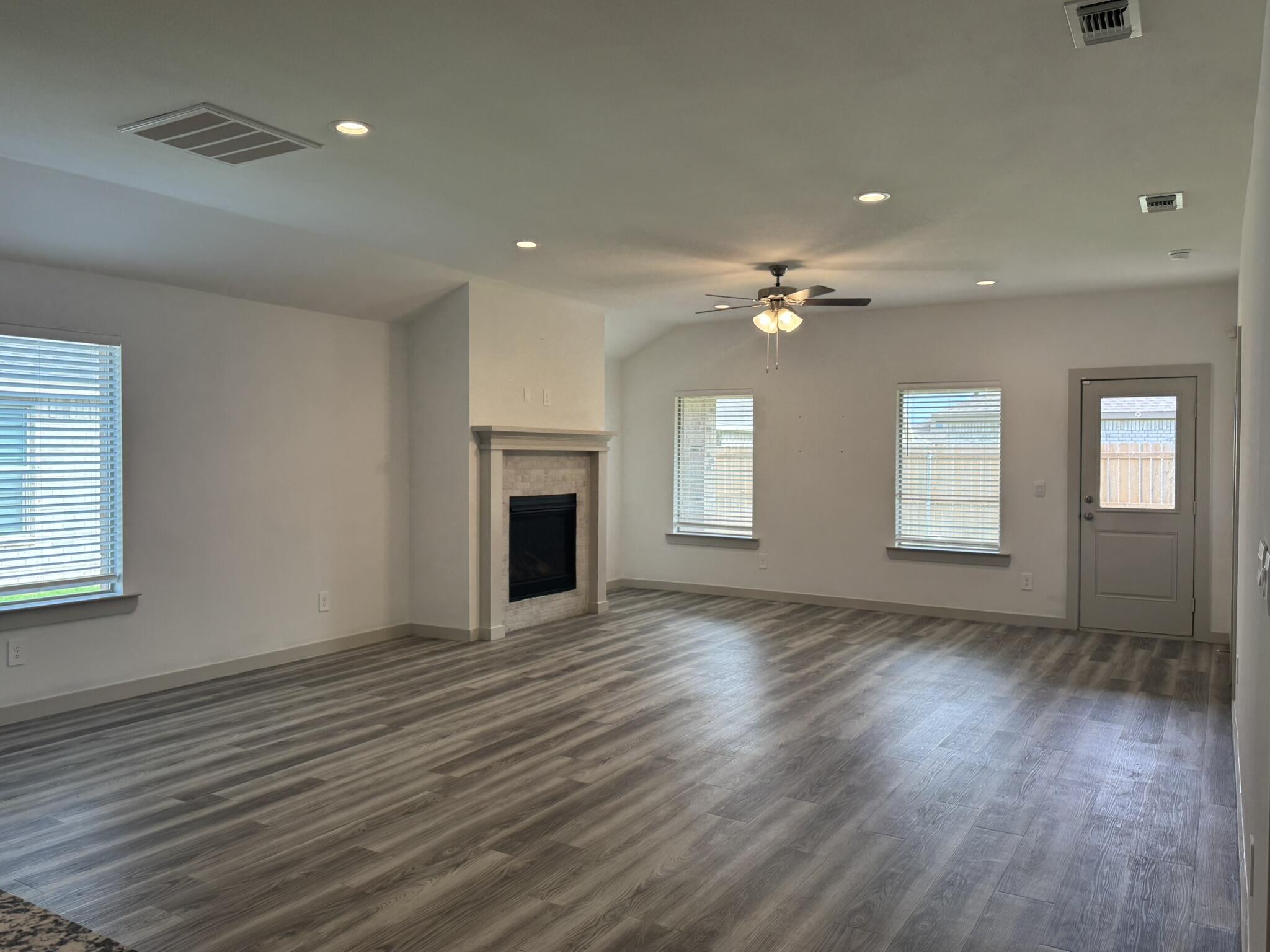 6907 55th Street Lubbock, TX 79407 - Photo 2 of 18 IMG_2334