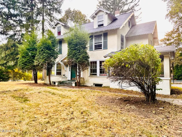 $439,000 | 989 Balltown Road, Niskayuna, NY 12309